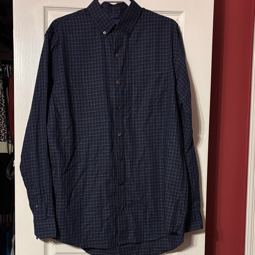 Van Heusen Men's Navy plaid Button-Down Shirt LT 16 1/2-17